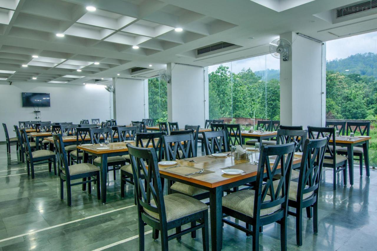 The Cloyster Resort And Spa Ramnagar  Exteriér fotografie