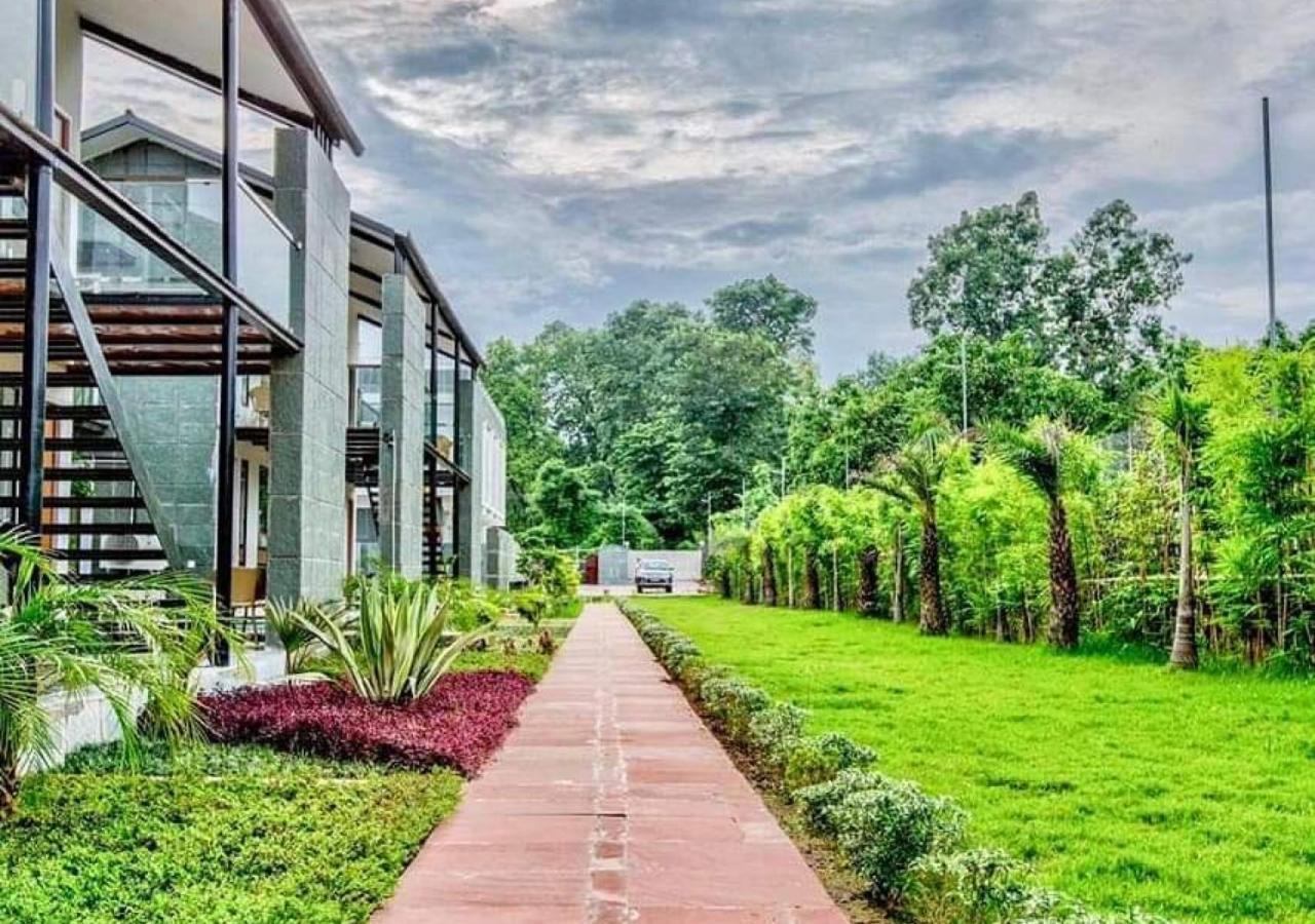 The Cloyster Resort And Spa Ramnagar  Exteriér fotografie
